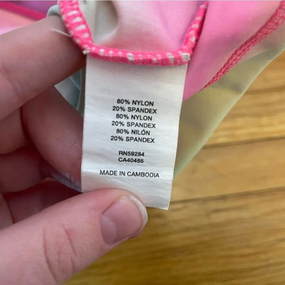 4/$25 The Children’s Place Girls Colorful Rash Gaurd Short Sleeve Size XL 14 - Picture 4 of 4